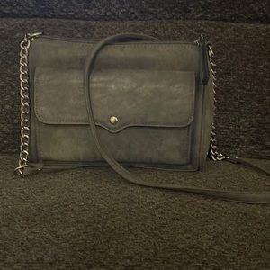 Chain crossbody purse